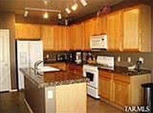 10643 E Rose Hill St, Tucson, AZ 85747