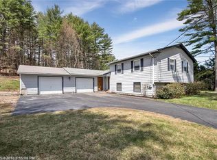 68 Cedarwood Rd, Auburn, ME 04210