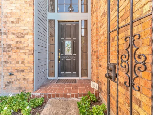 109 W 10th St, Houston, TX 77008