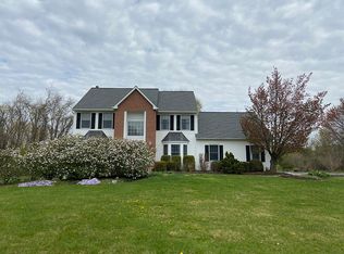 41 Whitcomb Rd, East Windsor, NJ 08520
