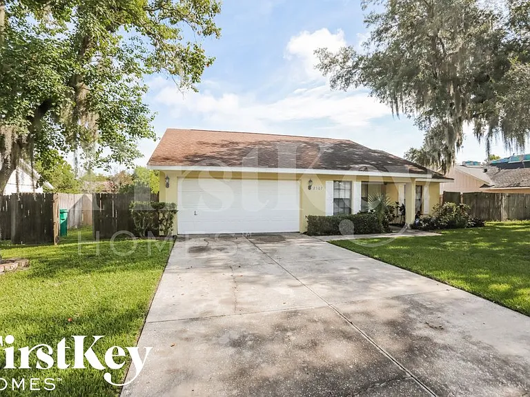 2507 Cherry Blossom Ct — Photo 2