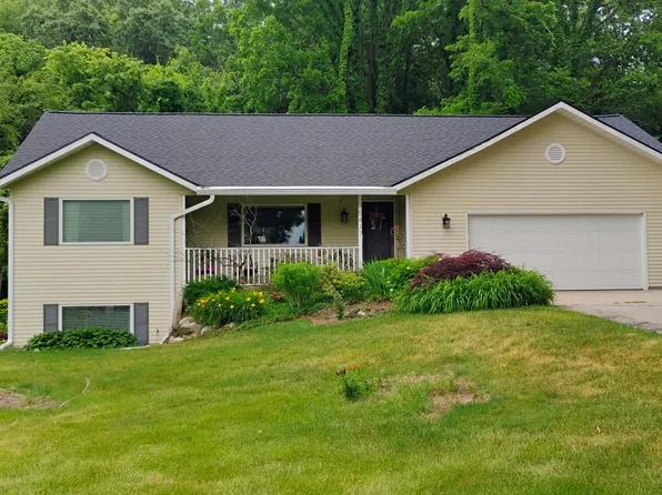 5437 Grand River Dr NE, Grand Rapids, MI 49525