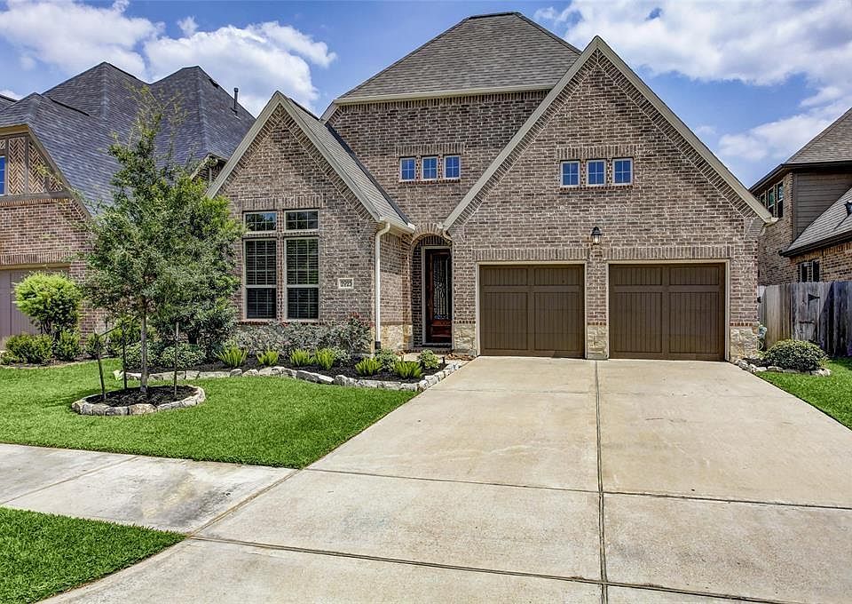 1st image of 2025 Arrowood Glen Dr