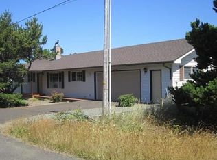 26395 Nedonna Ave, Rockaway Beach, OR 97136