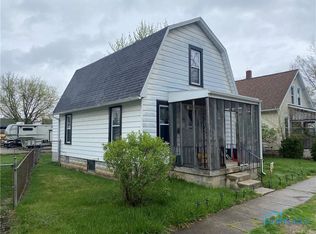 902 Spring St, Fremont, OH 43420