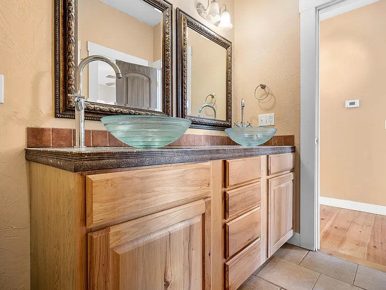 1543 S Tuscany Ct — Photo 12