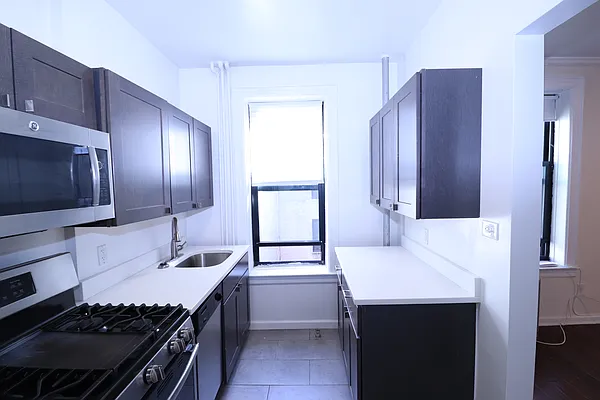 Rented by Oxford Property Group | media 17