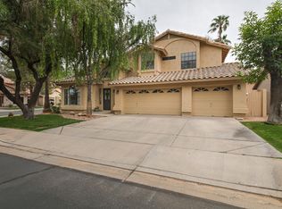 935 N Whalers Cove Dr, Gilbert, AZ 85234