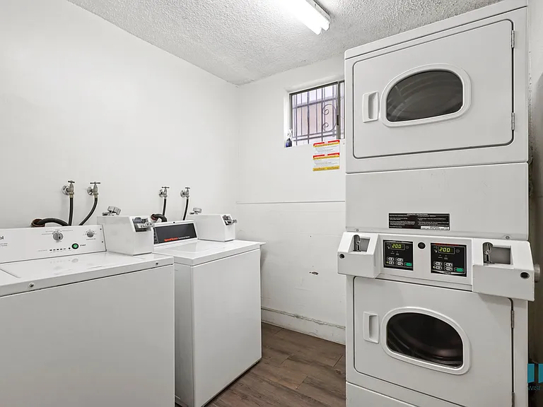 On-Site Resident Laundry Facilities