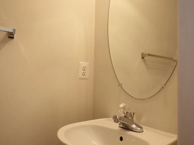 2415 Rainswood Ln — Photo 10