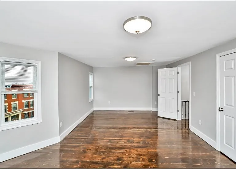 63 Clifford St #1 — Photo 9
