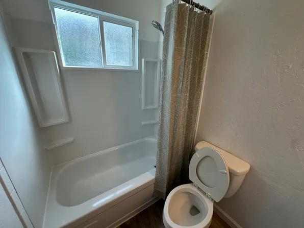 Yosemite Apartments, 172 Columbia Way #E, Sonora, CA 95370