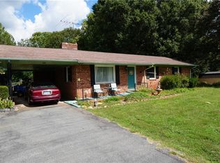606 Old Mountain Rd, Statesville, NC 28677