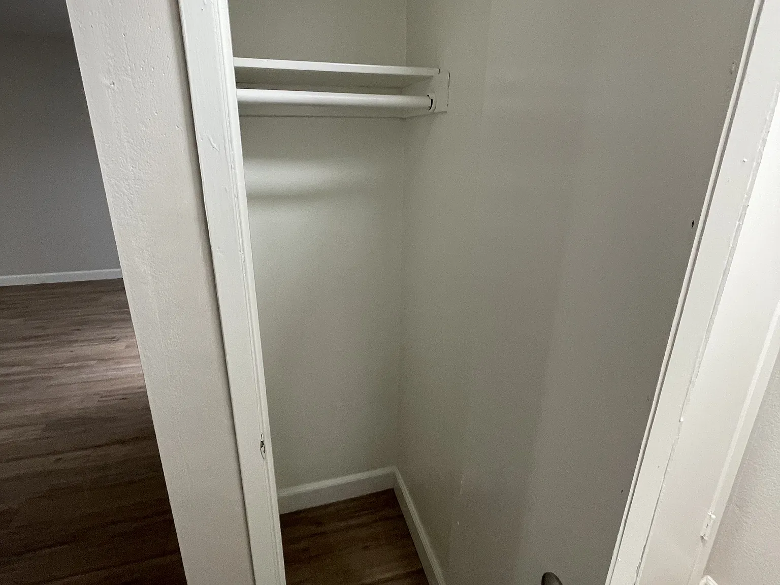 Evergreen apartments — Photo 2