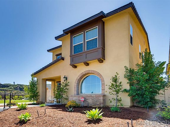 3rd image of 2822 Fishers Pl