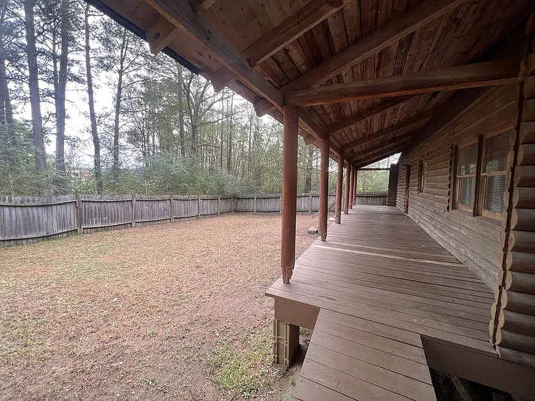 1353 Old Towne Rd — Photo 3