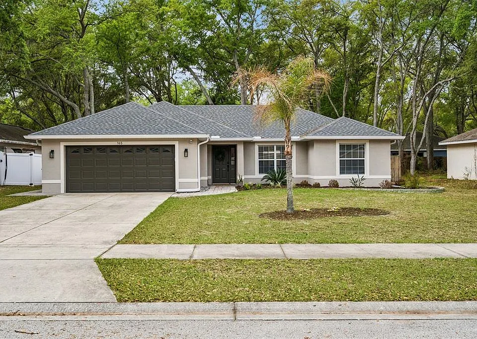 165 Quail Oaks Cir