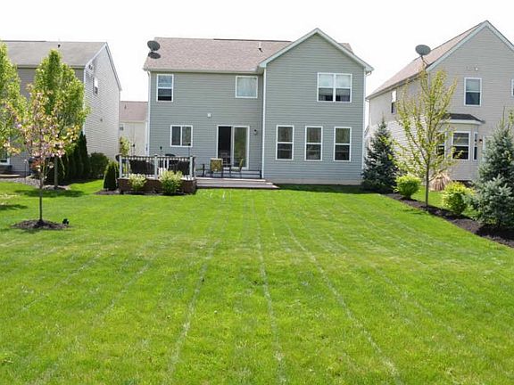5th image of 680 Thornbush Dr