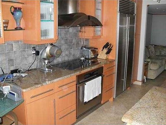 2nd image of 19707 Turnberry Way APT 21L