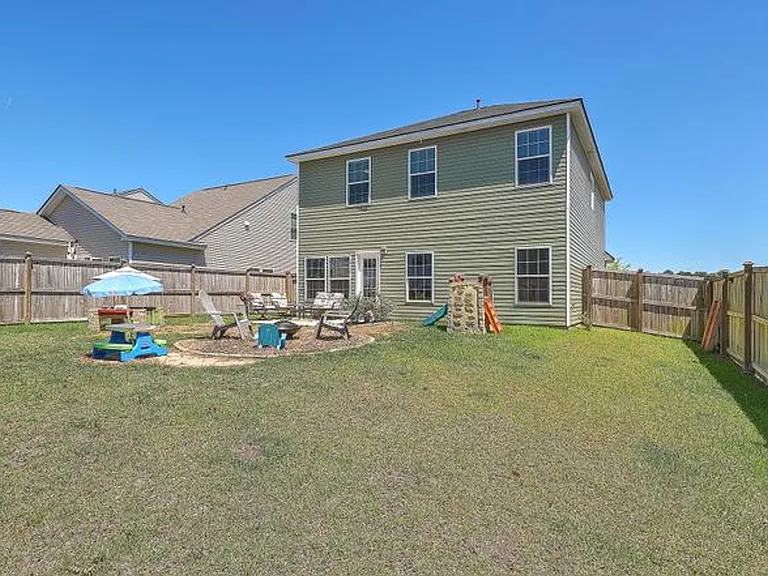 115 Sequoia Ln — Photo 4
