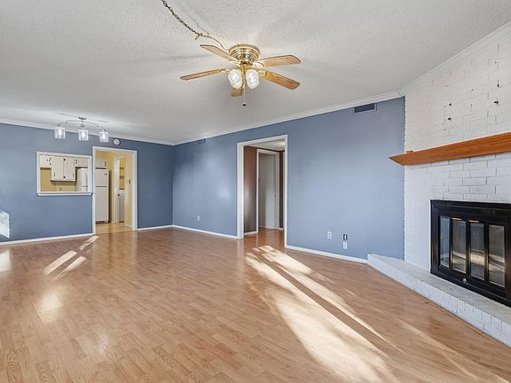 4th image of 220 Cooper St APT 3B