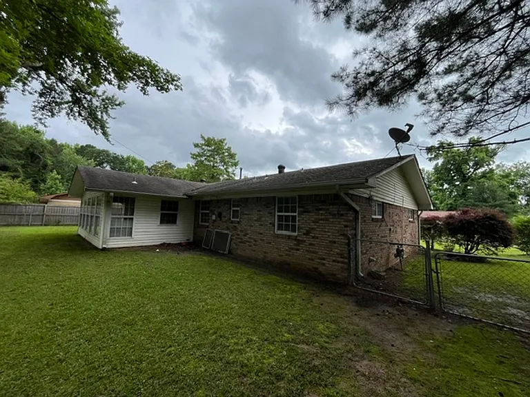 104 Quapaw Pl — Photo 3