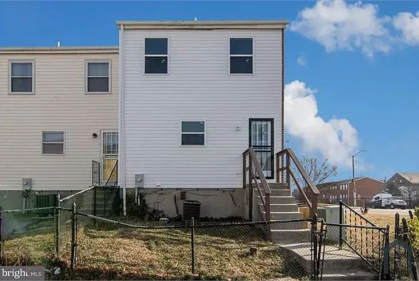 1100 Harford Ave — Photo 22