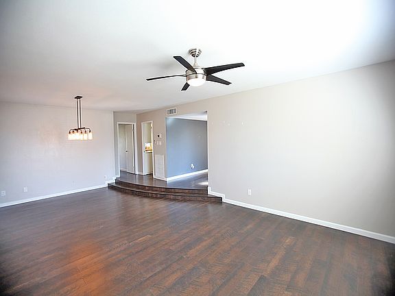3rd image of 4835 W Christine Cir