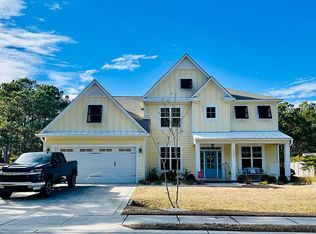123 Saltwater Landing Dr, Hampstead, NC 28443