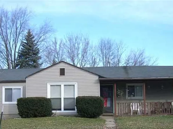 698 Bell Ave, Elyria, OH 44035