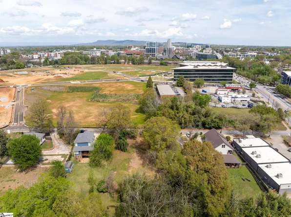 110 Wakefield St, Greenville, SC 29601