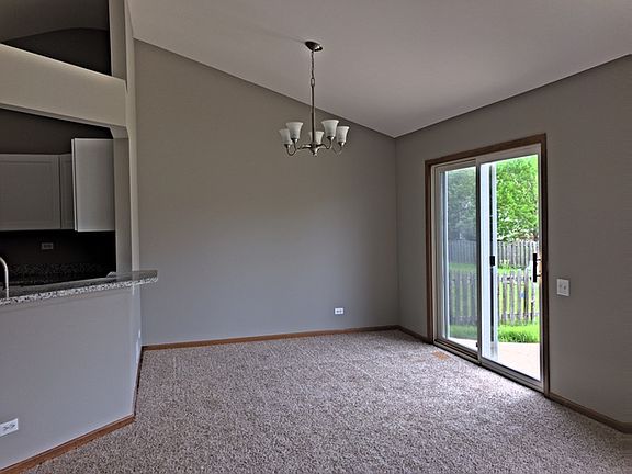 3rd image of 2360 Wexford Ln