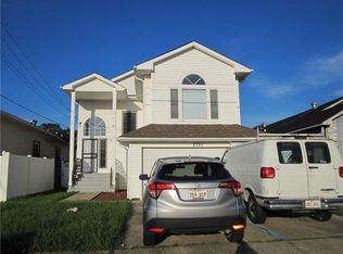 2701 Max Dr, Harvey, LA 70058