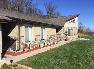 1605 Smith Ridge Rd, Sistersville, WV 26175