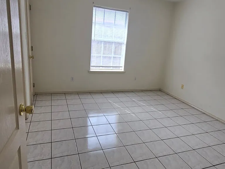 1907 Bahamas Dr #2 — Photo 5