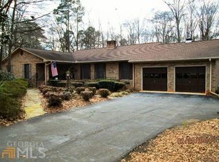 174 Brown St, Hartwell, GA 30643