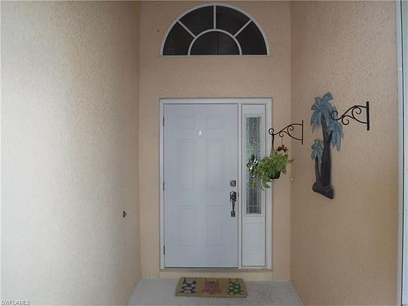 3rd image of 9247 Palm Island Cir