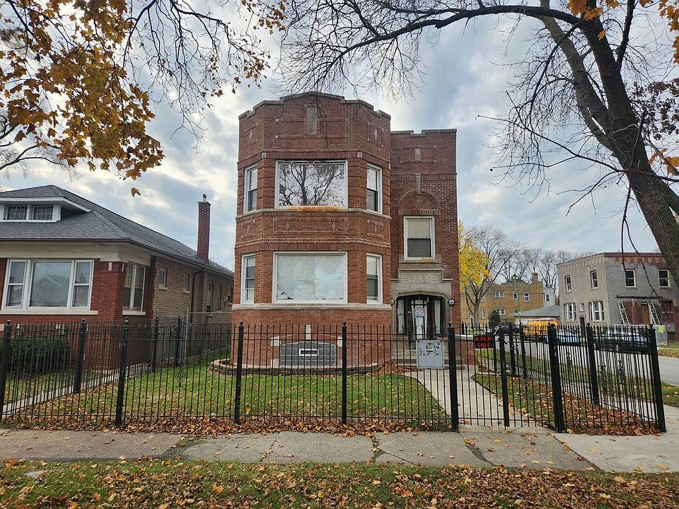 1st image of 7300 S Calumet Ave #1