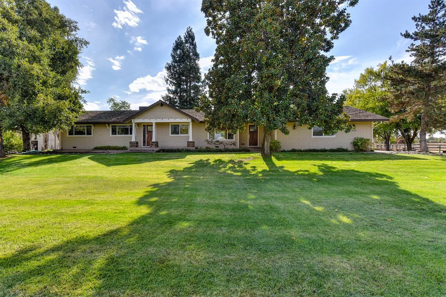 10214 Wrangler Dr photo 1