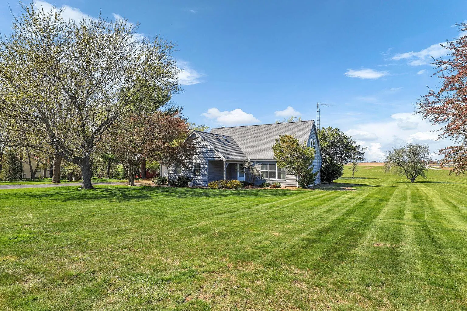 1798 County Road 900 N photo 1