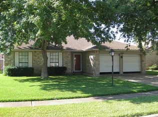 14015 Erin Ct, Sugar Land, TX 77498