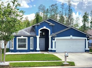 1426 Appleton Pl, Zephyrhills, FL 33543