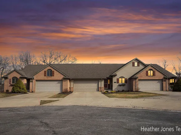 1008 S Hawthorne Ct, Greenville, MI 48838