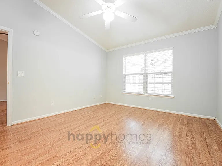 1627 Dexter Ln — Photo 14