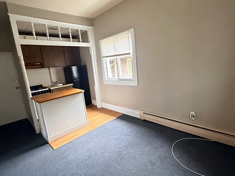 96 Crescent Ave #4 — Photo 6