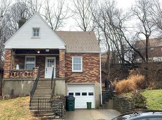 12 Parker Rd, Newport, KY 41071