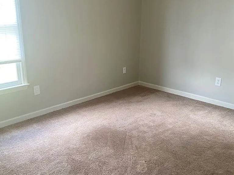 105 Labonte Dr — Photo 15