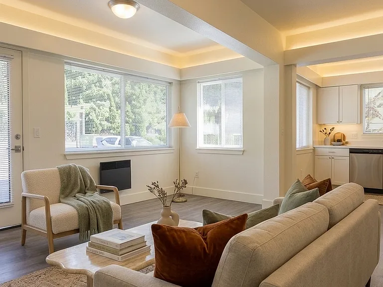 8732 Phinney Ave N #103 — Photo 2