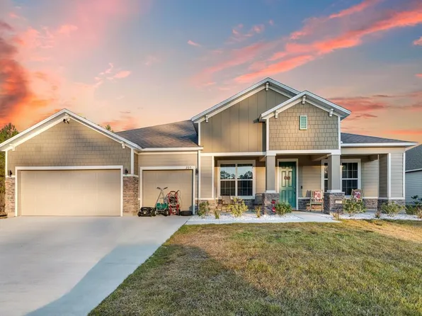 205 Starboard Ct, Kingsland, GA 31548