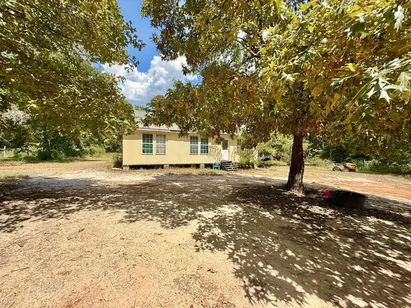 1209 E State Highway 294, Elkhart, TX 75839